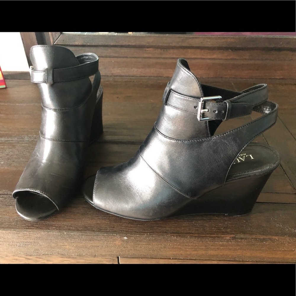 Ralph Lauren 7 1/2 heels black genuine leather.